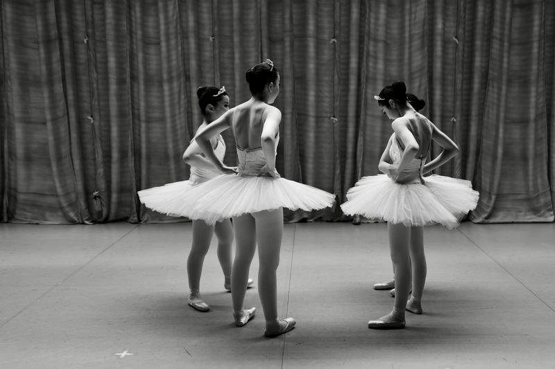 Illustrative Studio Booking Workflow for Seasonal Dance Programs